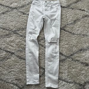 white ripped skinny jeans